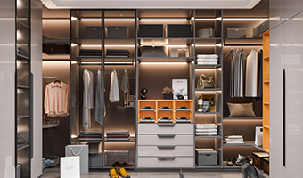 家里衣柜是定制好還是木工做的好？