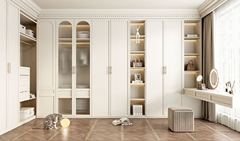 定制衣柜深度一般要做多少？